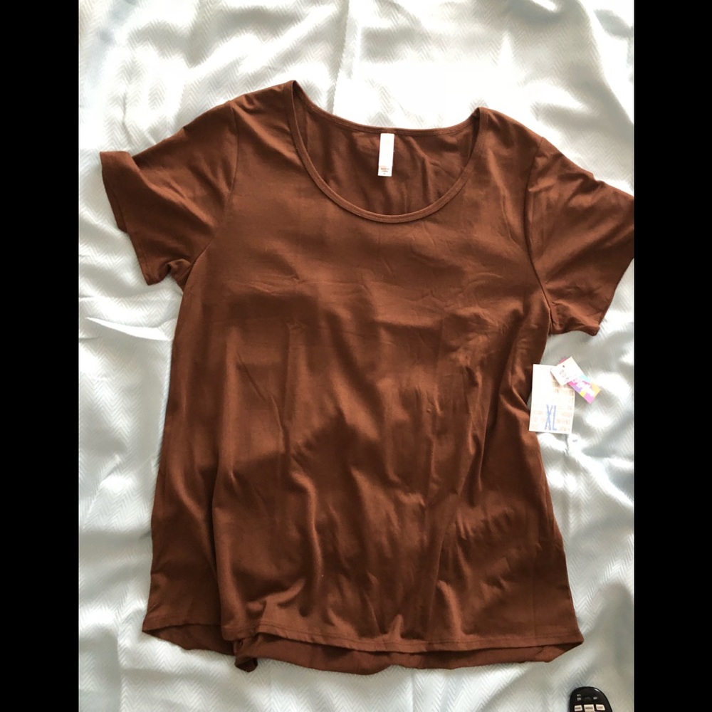 NWT LuLaRoe stretchy brown T-shirt